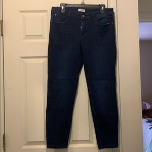 Skinny jeans